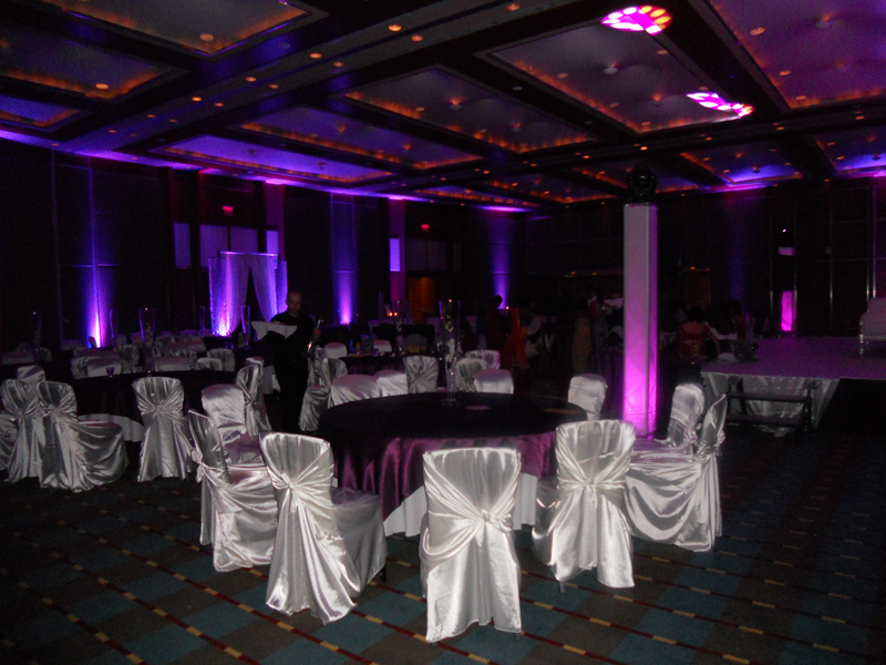 Ottawa Uplighting - Click to enlarge photo